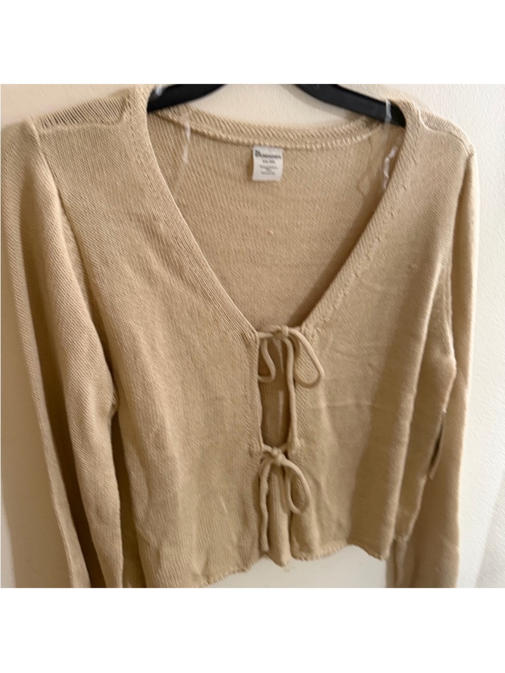 NWT No Boundaries Size XXL Tan Tie-Front V-Neck Sweater